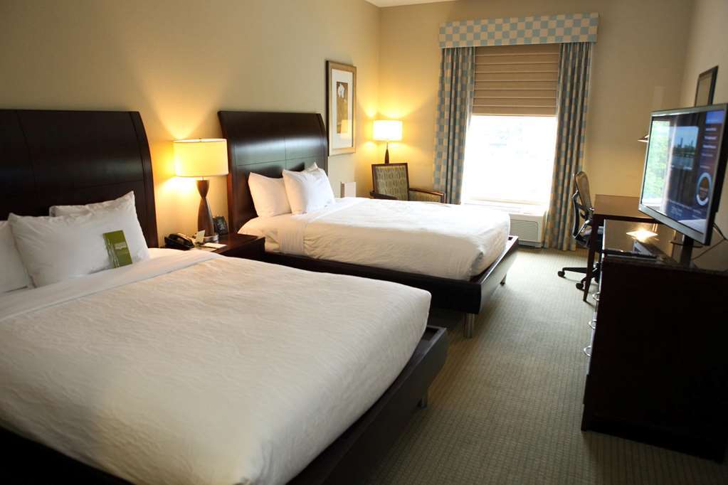 Hilton Garden Inn Frederick Room photo