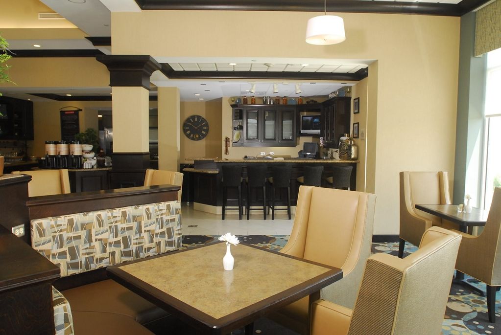 Hilton Garden Inn Frederick Restaurant photo